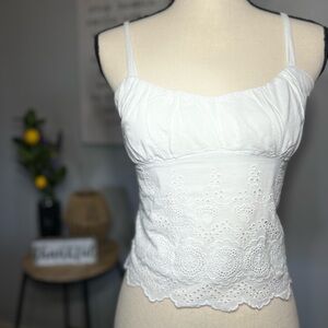 URBAN Romantics White Spaghetti Strap Eyelet Camisole Size Small